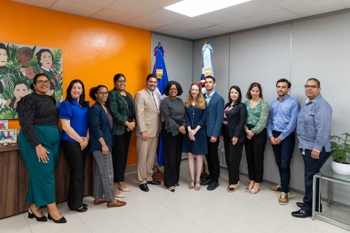 Visita de la Agencia Francesa de Desarrollo a la Oficina Nacional de Estadística Un nuevo capítulo en la cooperación internacional..