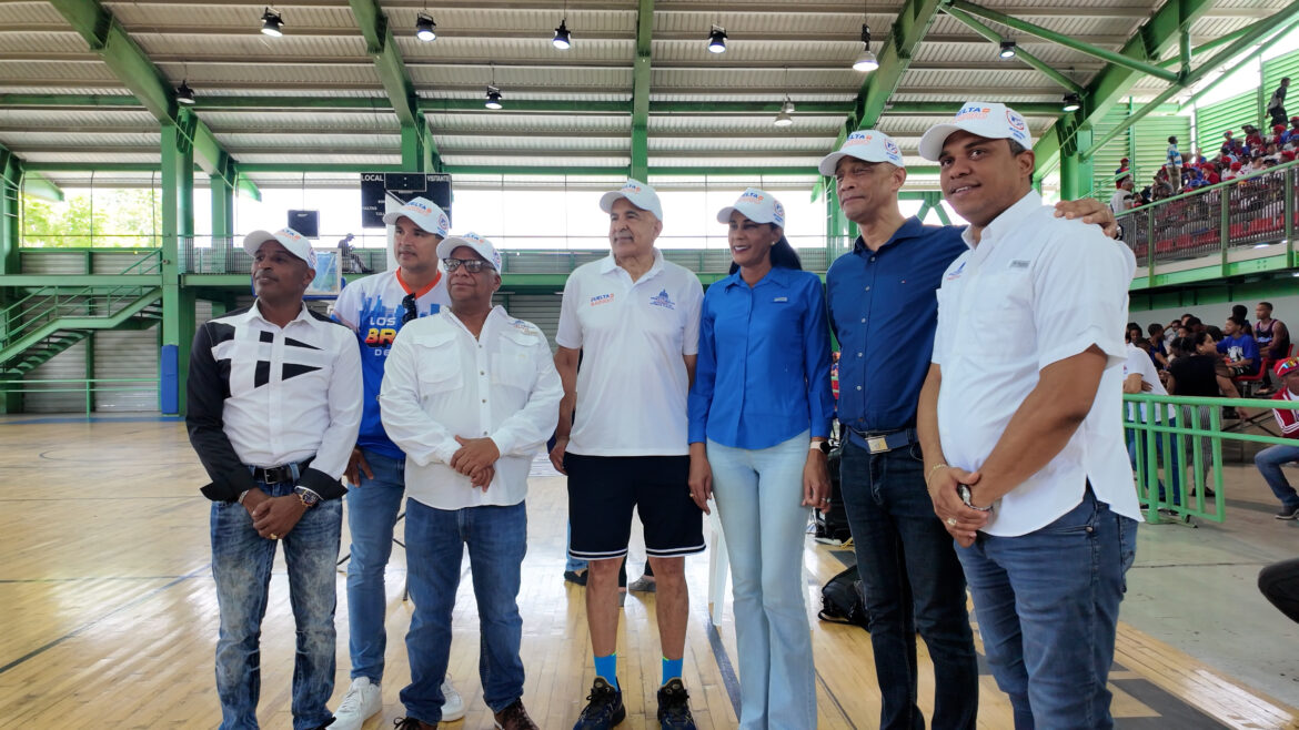 Charla a jovenes y Clinica Deportiva Higuey MIP julio 2024