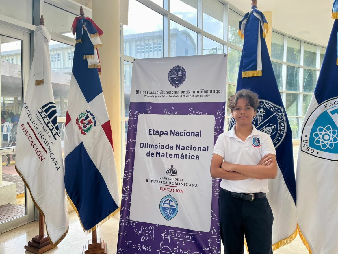 Medallista Leonardo Simó Paulino ganador de las XV Olimpíadas Nacionales de Matemáticas 2024.