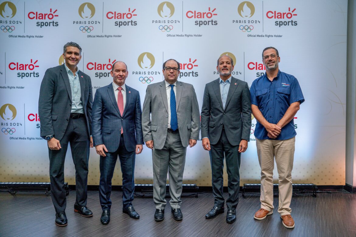 Foto Principal – Shariff Quiñones, Omar Acosta, Franklin De La Mota, Carlos Cueto y Manuel Luna.