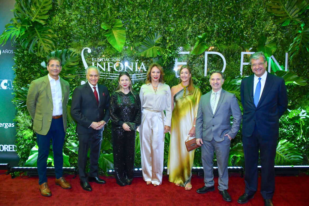 Juan Carlos Rodríguez Copello, José Antonio Molina, Margarita Miranda-Mitrov, Milagros Germán, Marisol Rodríguez Copello, Carlos Veitia y José Antonio Rodríguez Copello
