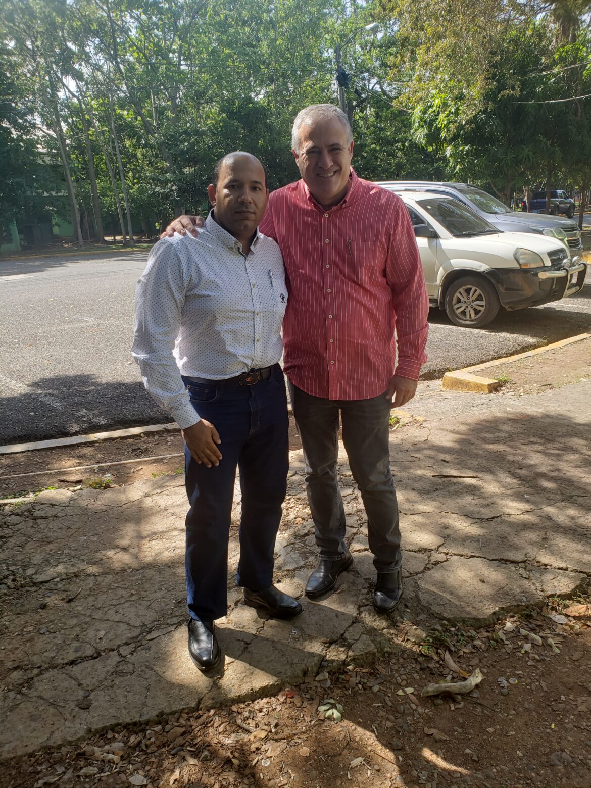 Maestro Braulio Ramírez jefe de la delegación y Dr. Pedro Domínguez Brito Asesor de la FDA.