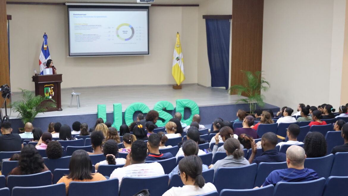 Auditorio conversatorio marca país.