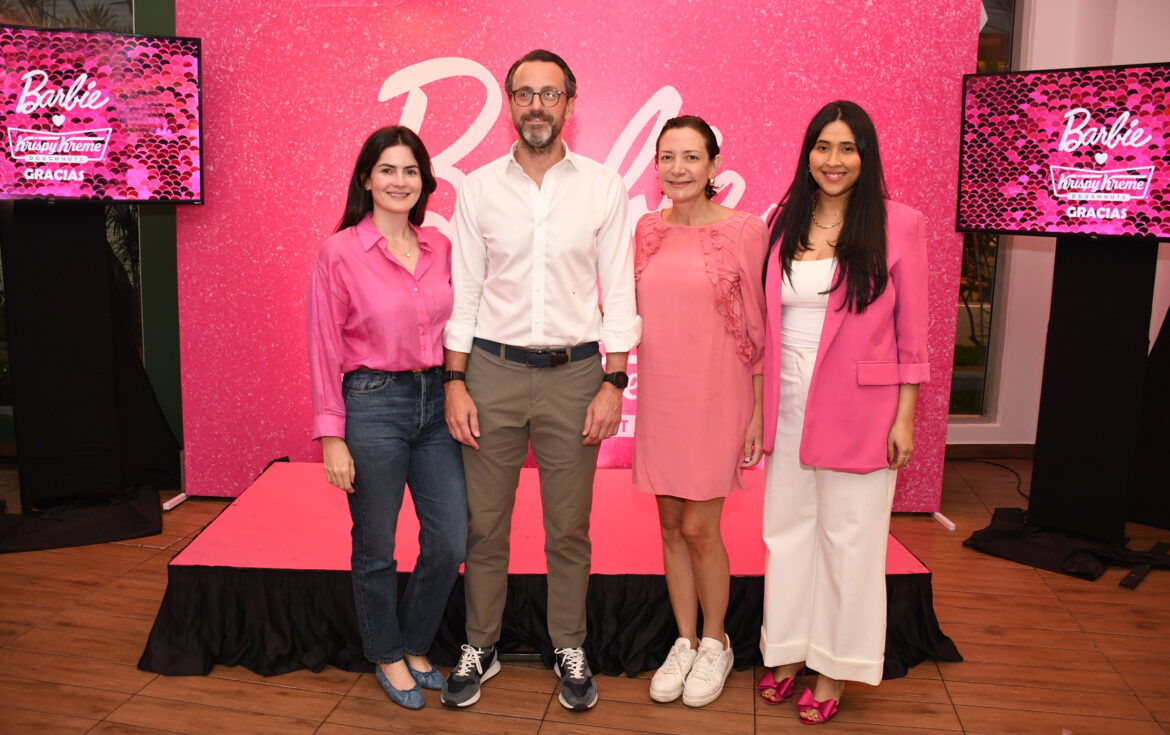 Mónica Corripio, Marcos Sánchez, Isabel Turull y Alexandra Bodden