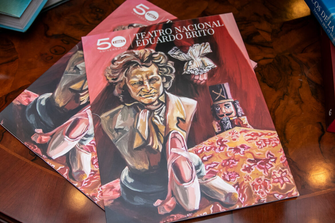 Portada de la revista realizada por la artista Kilia Llano