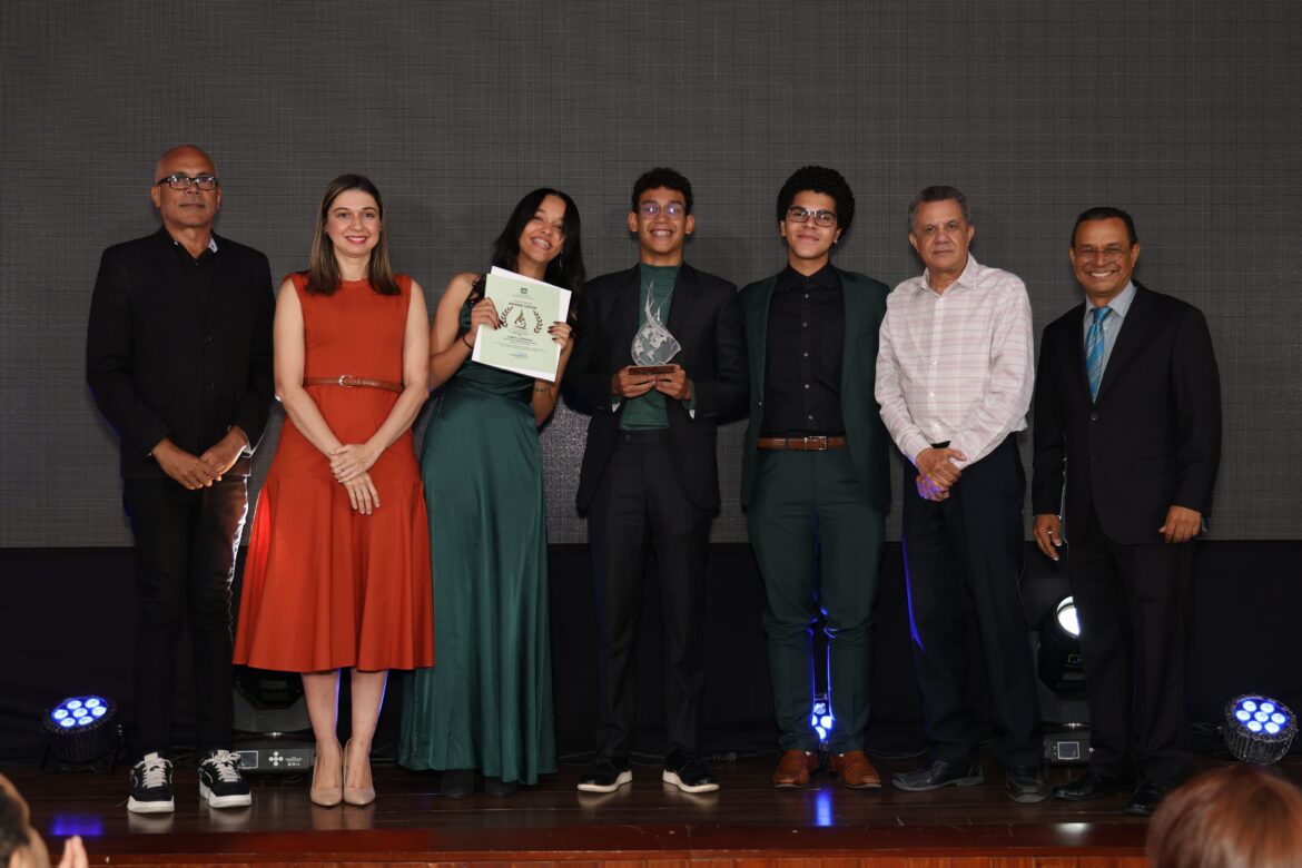 1er lugar nacional ‘Hypnosis’