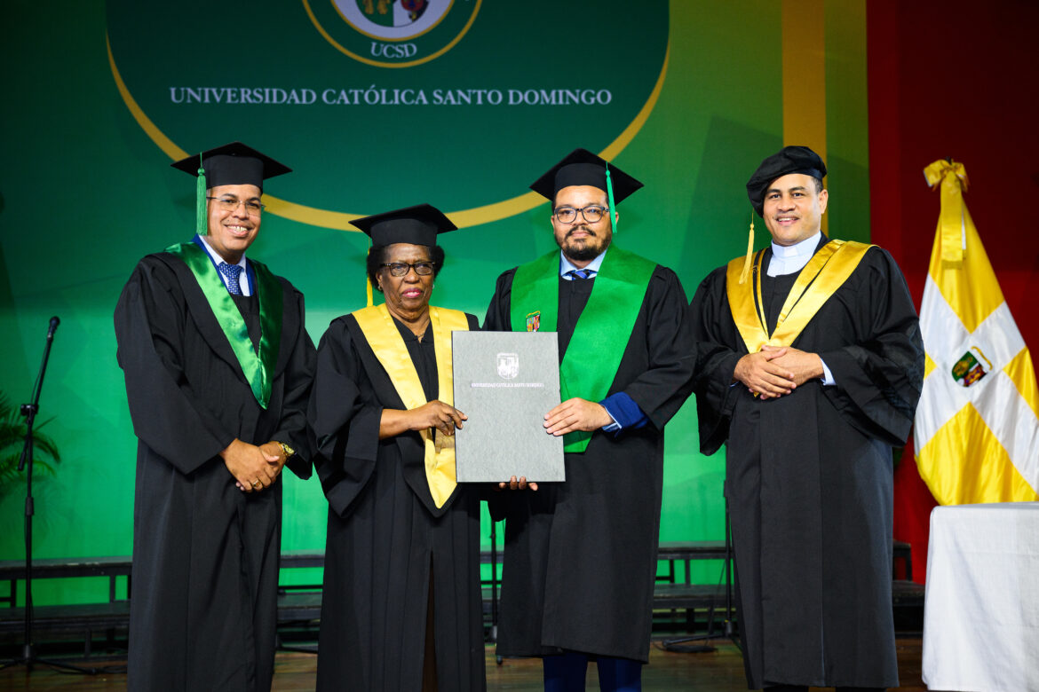 Entrega de diplomas.