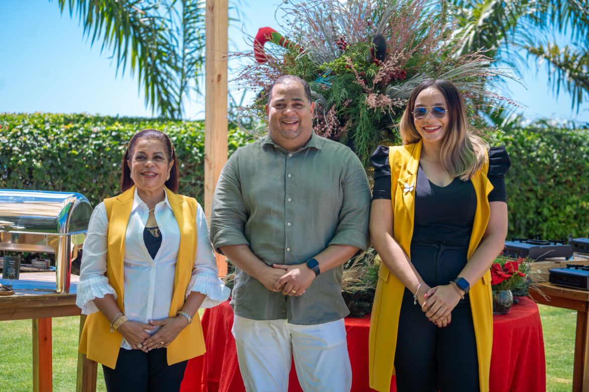 Foto Principal Mercedes Reyes de la Rosa, Felix Ramón Rosa Reyes, Jennifer Díaz