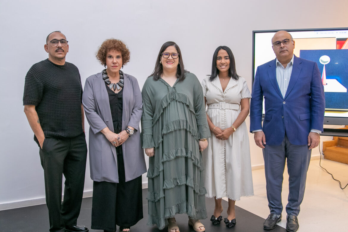 Orlando Isaac, María Castillo, Daniela Tovar, Lilian Carrasco y Héctor José Rizek