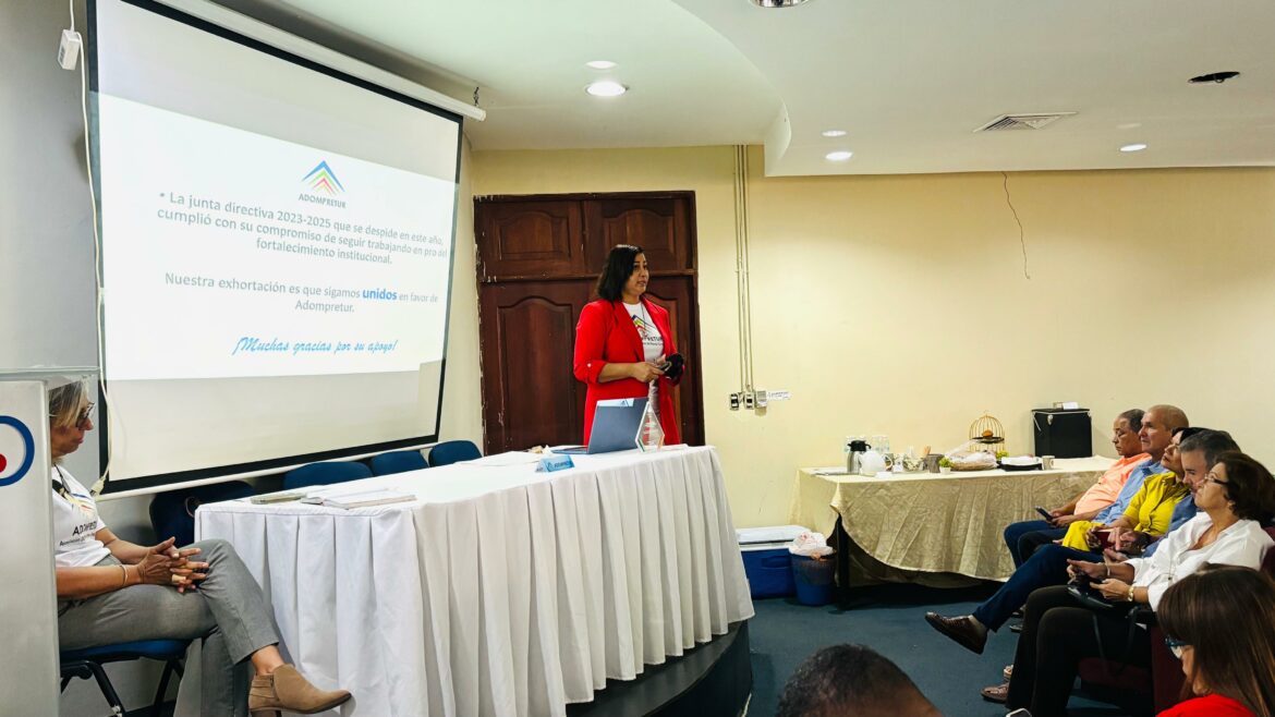 Yenny Polanco Lovera presenta el informe de gestión del año 2024 y principio de 2025.