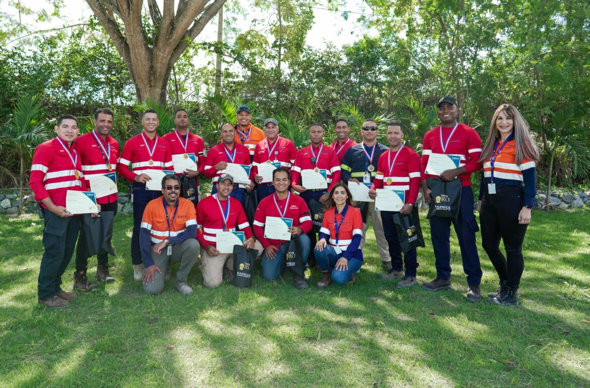 Héroes en silencio: Brigada de Barrick Pueblo Viejo es reconocida por su valentía en labores de rescate