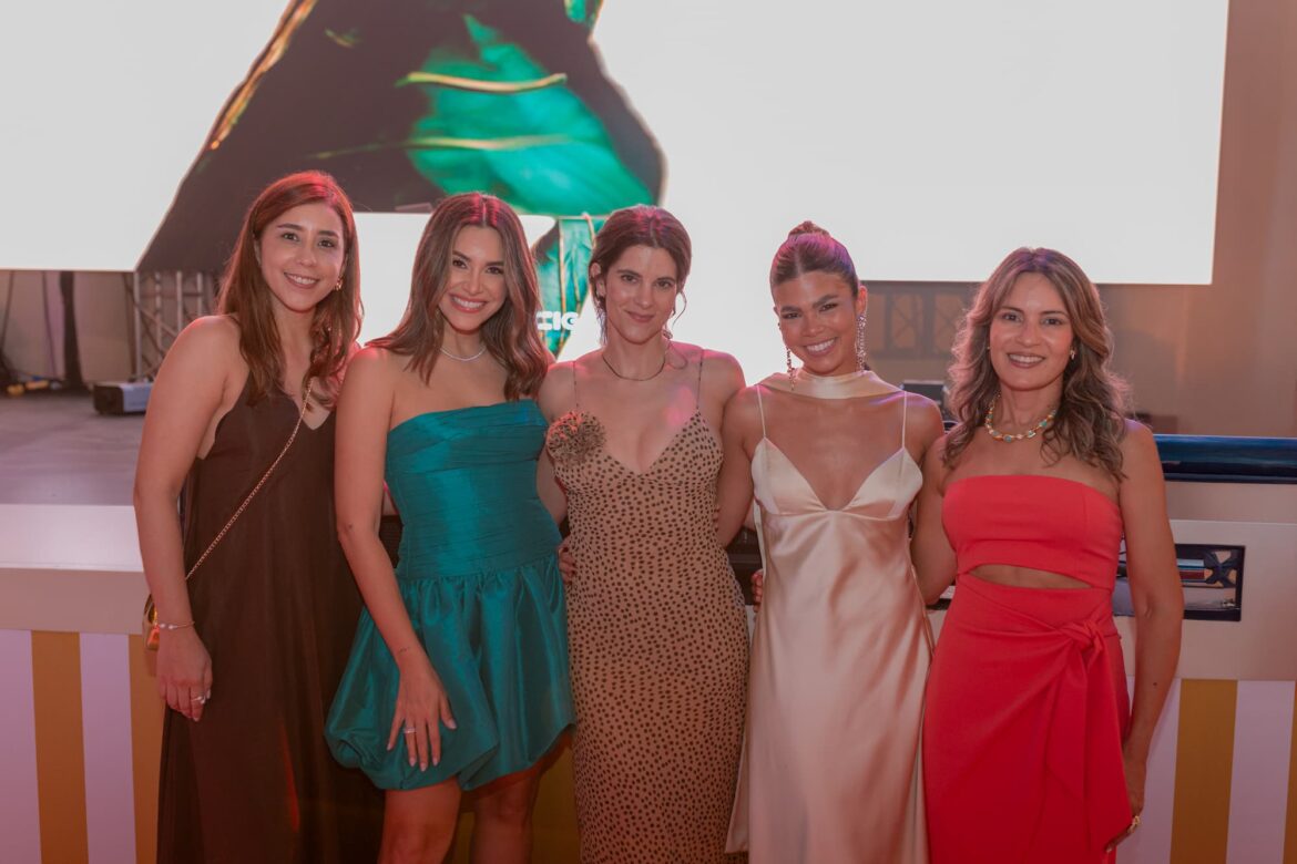 Lisbeth Genao, Pamela Sued, María José García, María Bergés y Catherine Llibre.