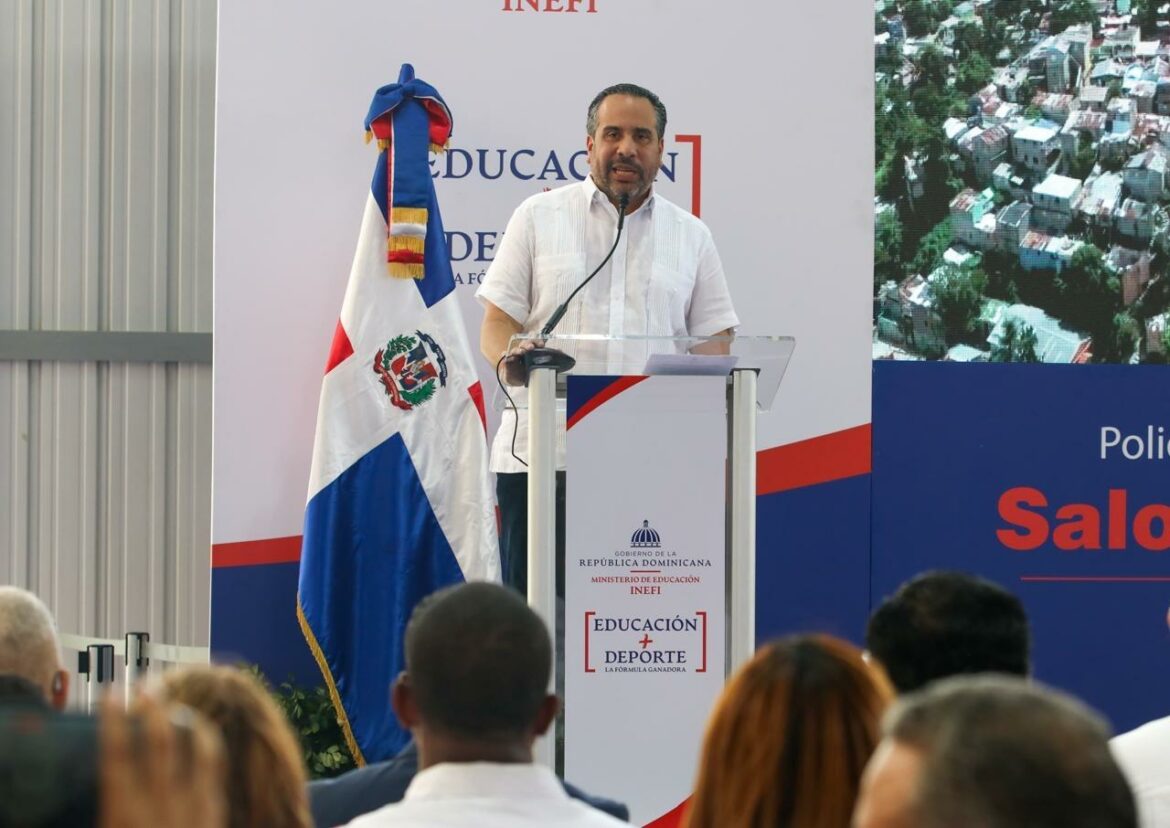 PIE DE FOTO 1 El director ejecutivo del Instituto Nacional de Educación Física, Alberto Rodríguez Mella, encabezarà la mesa de trabajo en San Francisco de Macorís