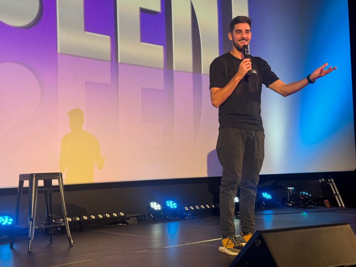 Jorge Bolaños trae a Santo Domingo su show de stand up comedy “Animal de Compañía”