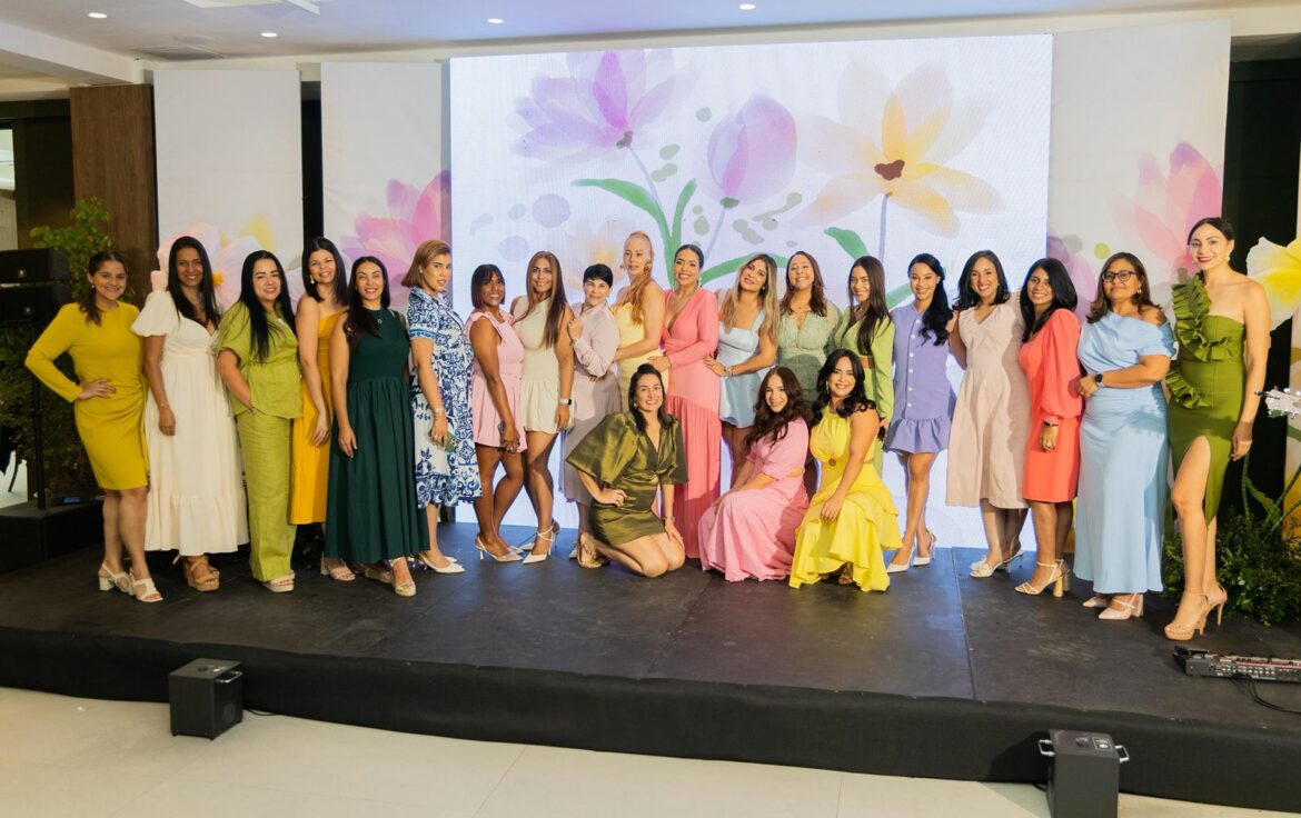 Soledad Vilchez y sus invitadas del “Brunch Ideal”. (1)