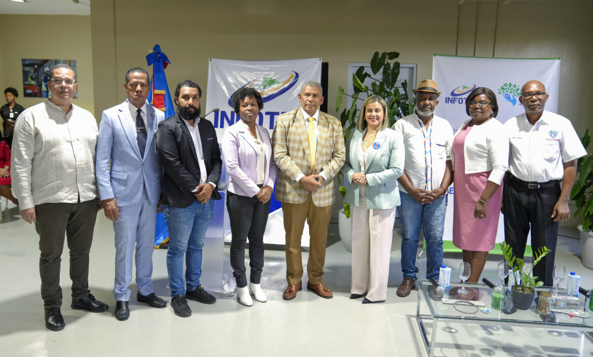 INFOTEP promueve desarrollo sostenible con conversatorio de manejo de residuos sólidos