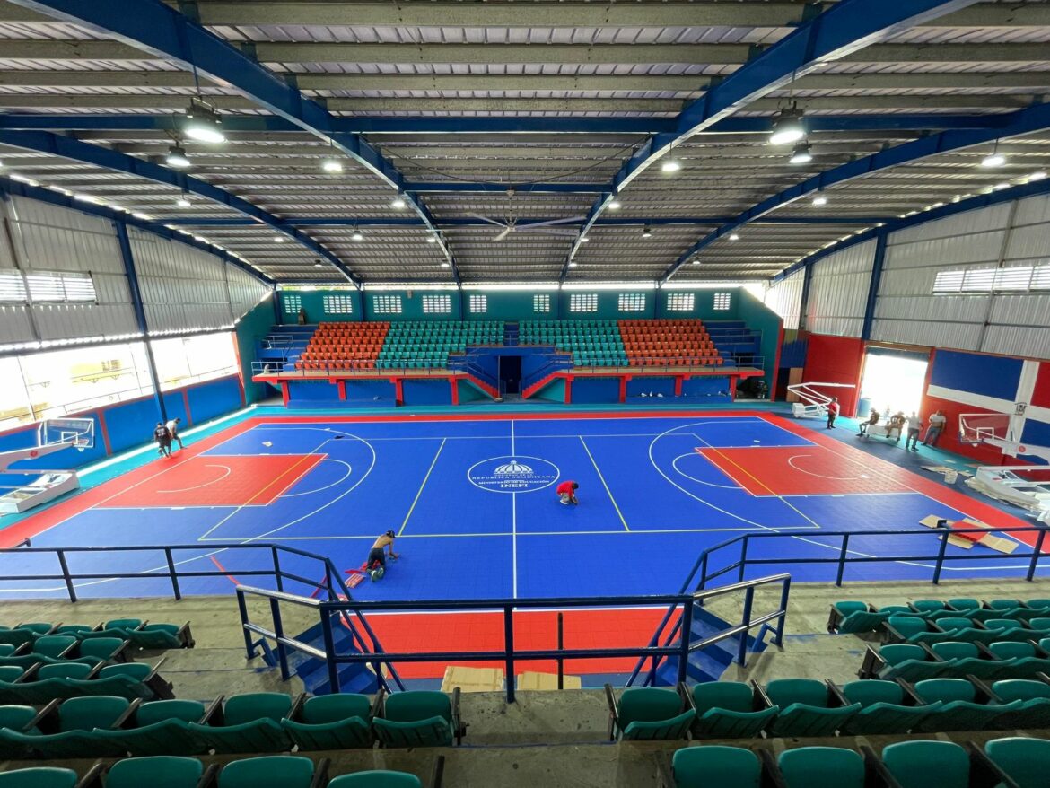 PIE DE FOTO CANCHA DEL CLUB EN EL CONGO, SANTIAGO