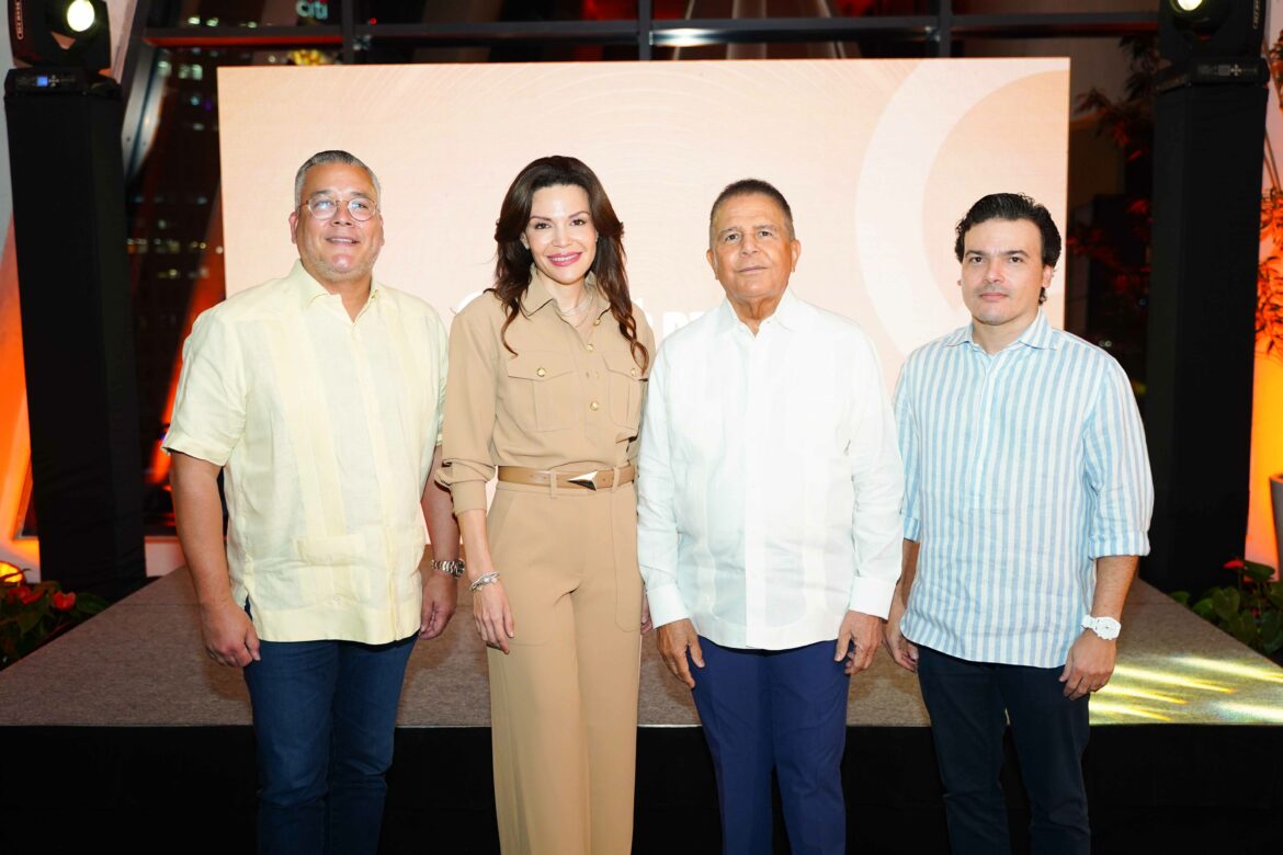 1. PRINCIPAL Ing. José Antonio López, Noelía García, Ángel García y Ing. Nolbert Pérez