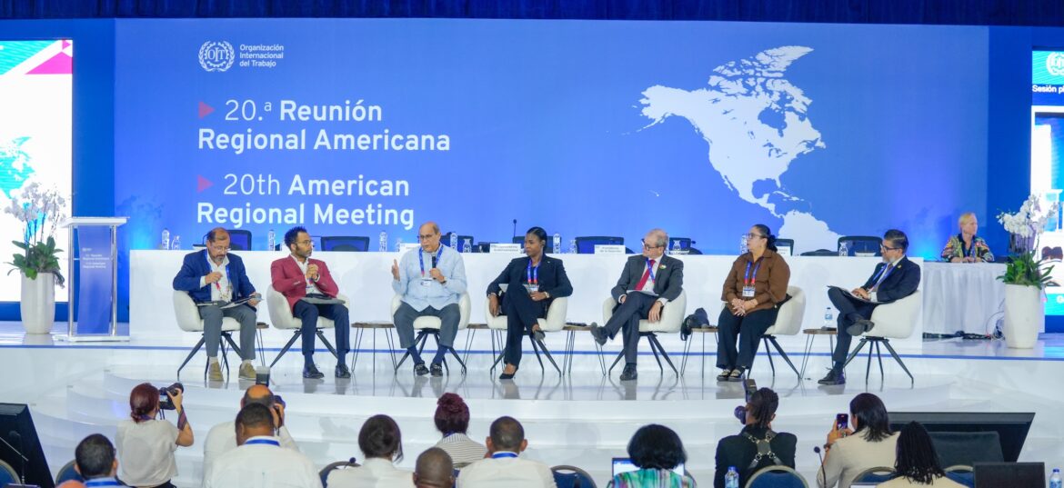 Sesión plenaria temática Estrategias para políticas públicas para la mejora de las competencias y la formación profesional