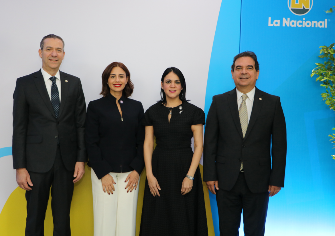 Tomás Pimentel, Pamela Lee, Annabelle Frías y Gustavo Zuluaga Alam